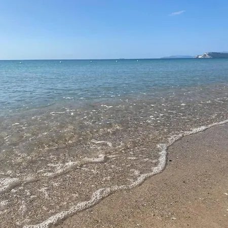 Casa Di Jack I.u.n. R6217 アパート クアルトゥ・サンテーレナ